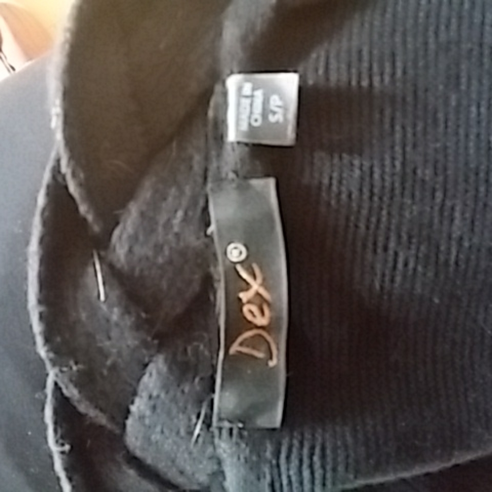 Dex Knit vest - Picture 7 of 8